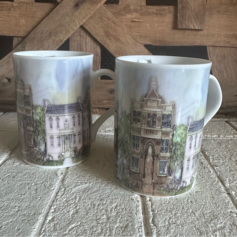 2 Vintage Savannah Inhesion Porcelain Mug Patsy Gullet Designer Buildings 10 oz